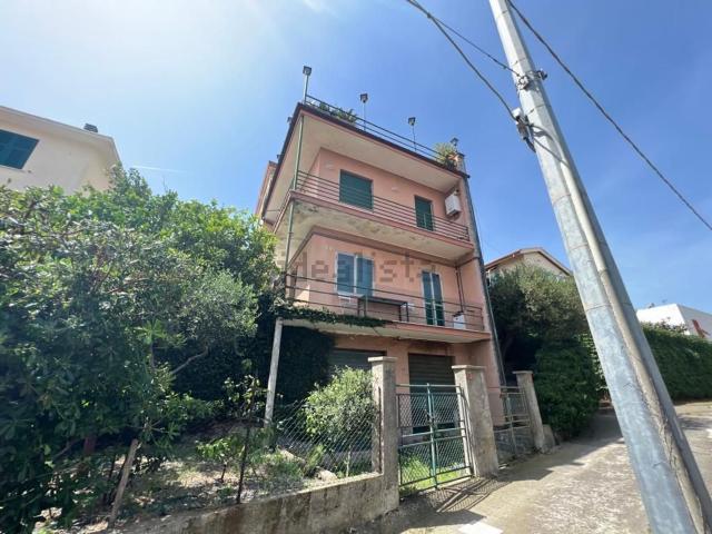 Appartamento in vendita a Albissola Marina, Liguria