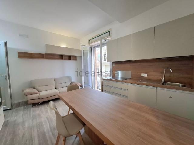 Appartamento in vendita a Centro, Marche