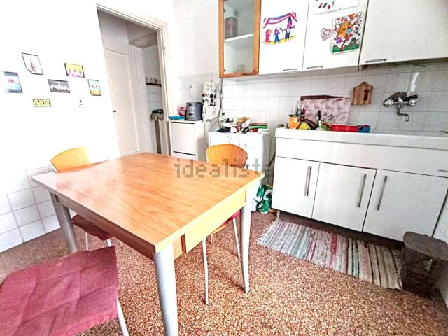 Appartamento in vendita a Sestri Ponente, Genova