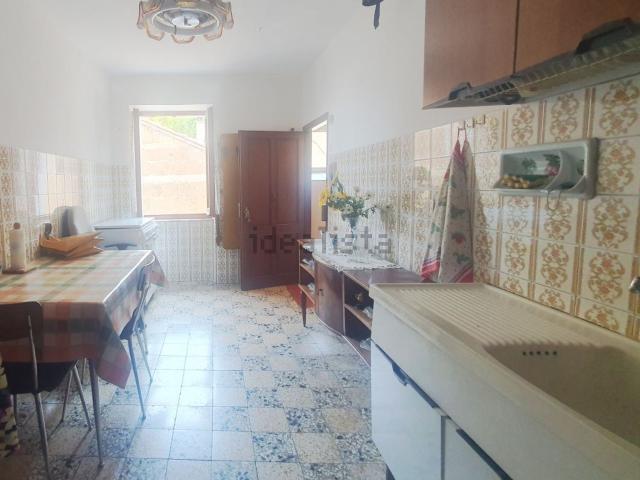 Appartamento in vendita a Acquapendente, Viterbo