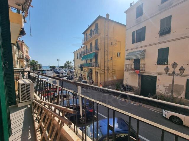 Appartamento in vendita a Ventimiglia, Liguria