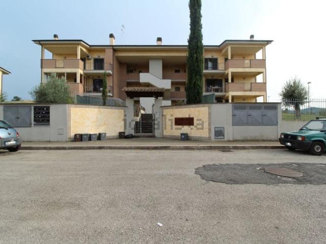 Appartamento in vendita a Borgo S.Antonio, Poggio Mirteto