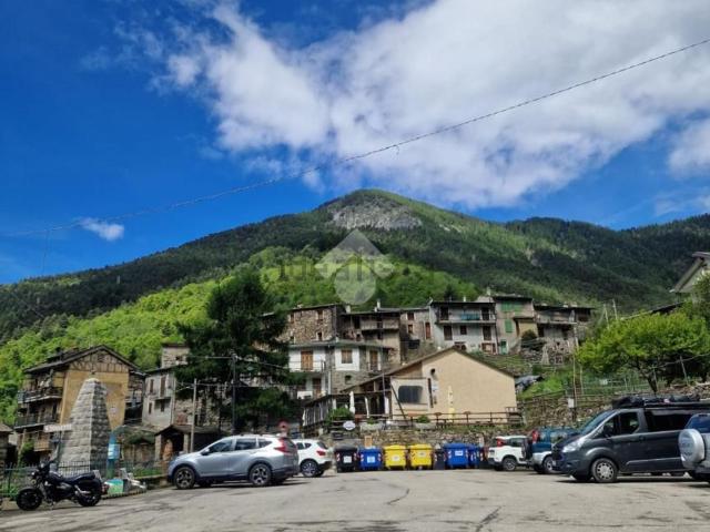 Appartamento in vendita a Triora, Liguria