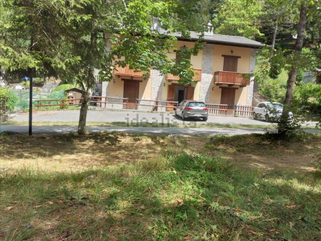 Appartamento in vendita a Comunità Montana della Valle Brembana, Cassiglio