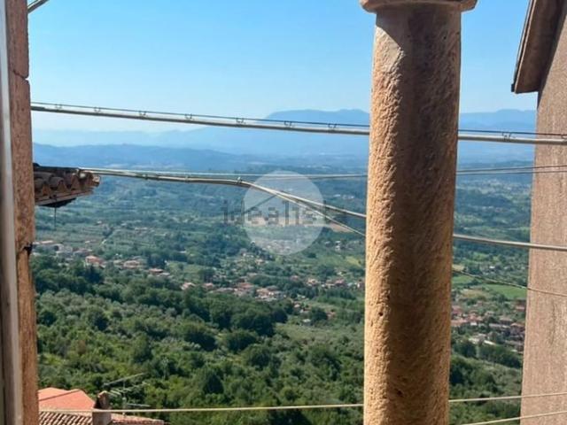 Appartamento in vendita a Serrone, Lazio