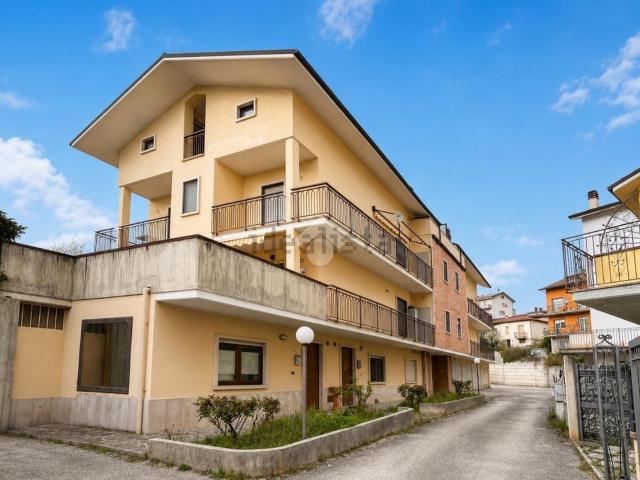 Appartamento in vendita a Tornimparte, Abruzzo