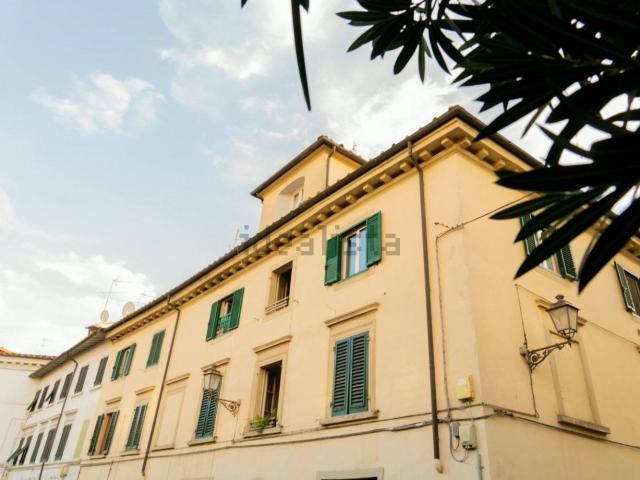 Appartamento in vendita a Prato, Toscana