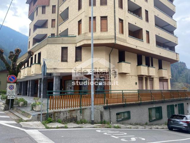 Appartamento in vendita a Piazzatorre, Bergamo
