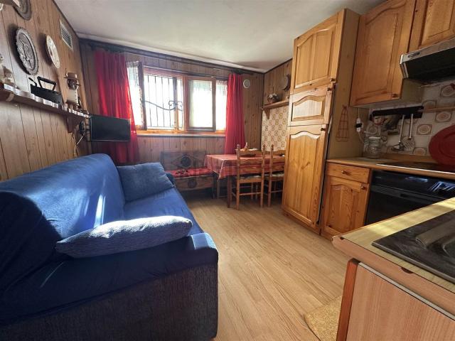 Appartamento in vendita a Borgo Stalle Lunghe, Piemonte