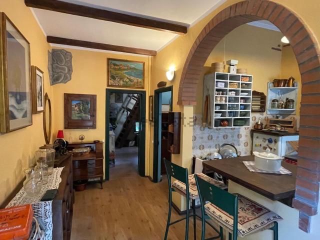 Appartamento in vendita a Serra Riccò, Prelo