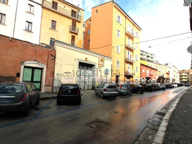 Appartamento in vendita a Campobasso, Molise
