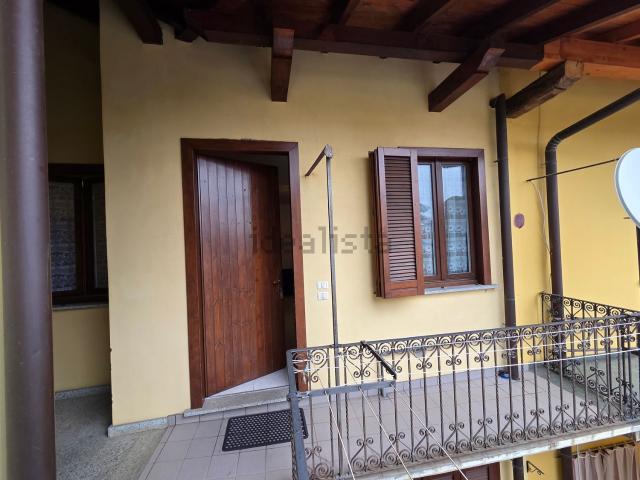 Appartamento in vendita a Samarate, Lombardia