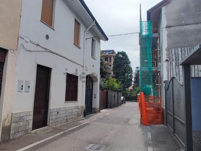 Appartamento in vendita a Ravello, Parabiago