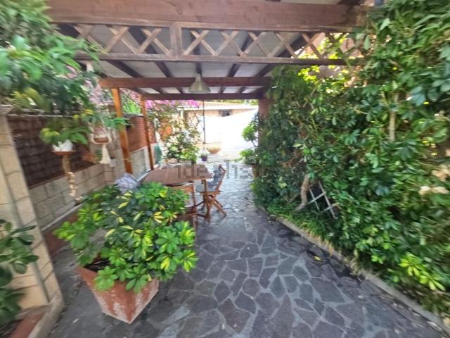 Appartamento in vendita a Rosignano Marittimo, Toscana