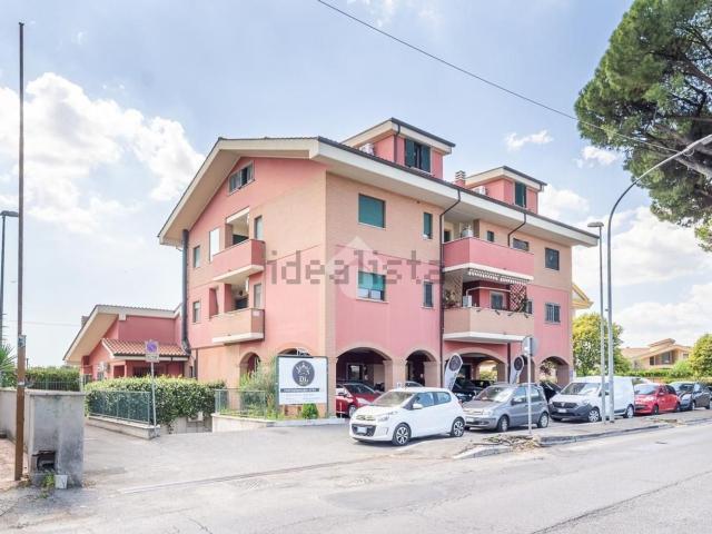 Appartamento in vendita a Guidonia Montecelio, Roma Capitale