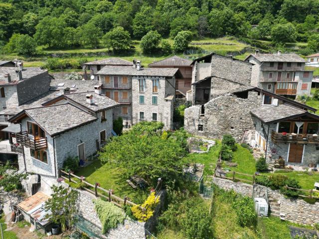 Appartamento in vendita a Civo, Lombardia