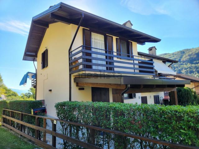 Appartamento in vendita a Dazio, Sondrio