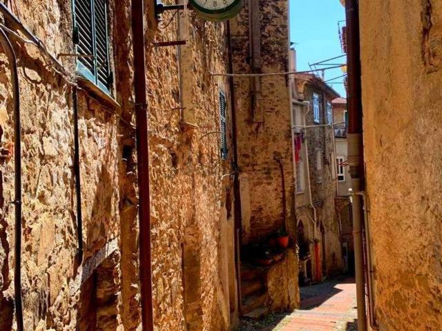 Appartamento in vendita a Baiardo, Liguria