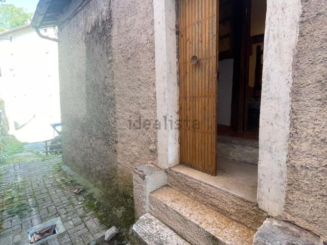 Appartamento in vendita a Roccacerro, Tagliacozzo
