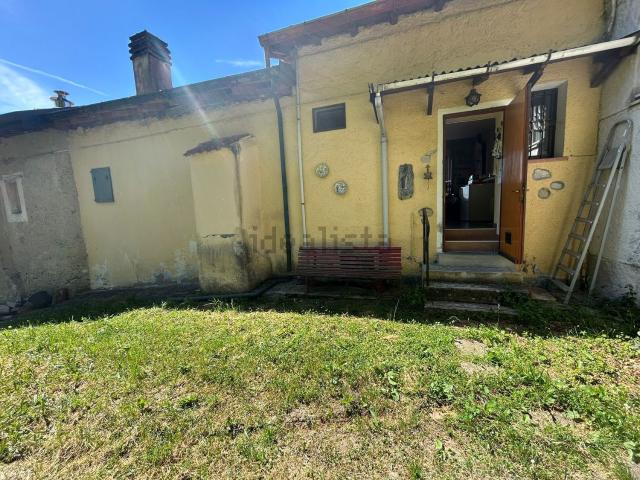 Appartamento in vendita a Comunità Montana Valli del Verbano, Cittiglio