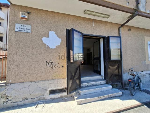 Appartamento in vendita a Casapozzano, Orta di Atella