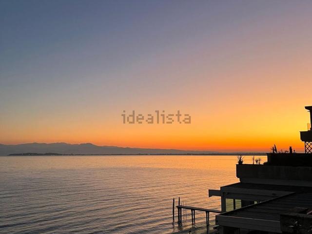 Appartamento in vendita a Desenzano Del Garda, Lombardia