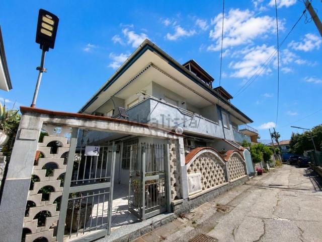 Appartamento in vendita a Capaccio, Campania