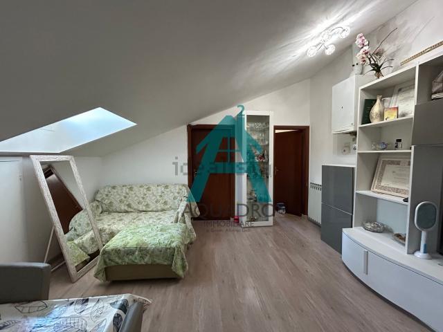 Appartamento in vendita a Asciano, Toscana