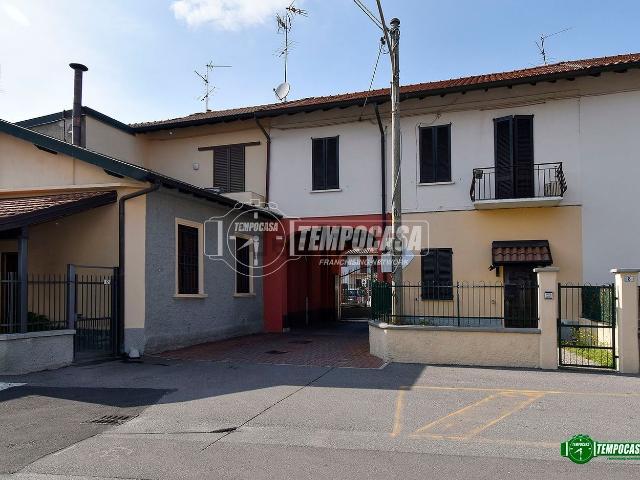 Appartamento in vendita a Vanzago, Lombardia