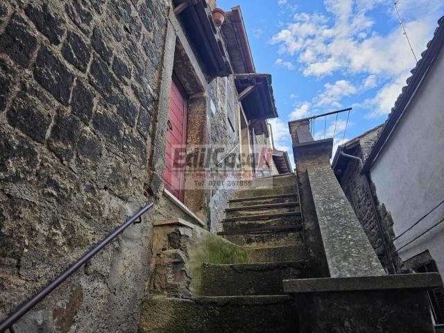 Appartamento in vendita a Bomarzo, Viterbo