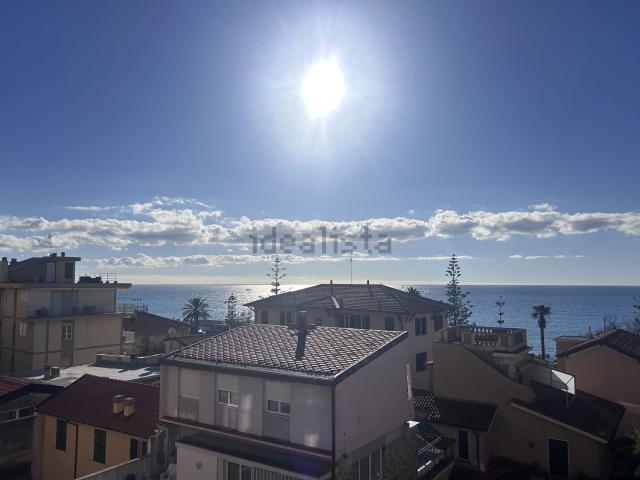 Appartamento in vendita a Bordighera, Liguria