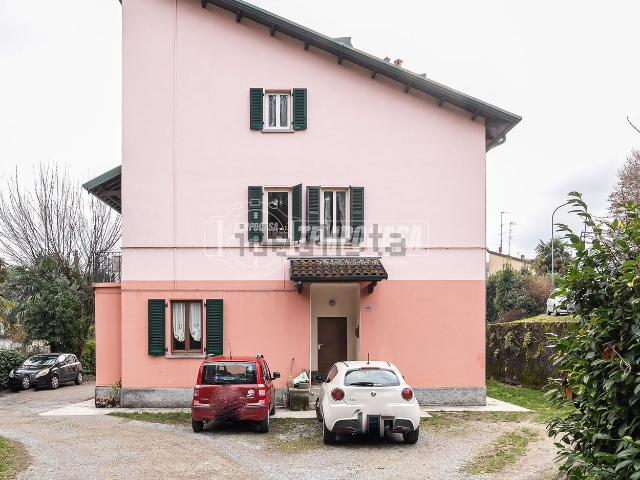 Appartamento in vendita a Castello di Oggiono, Oggiono