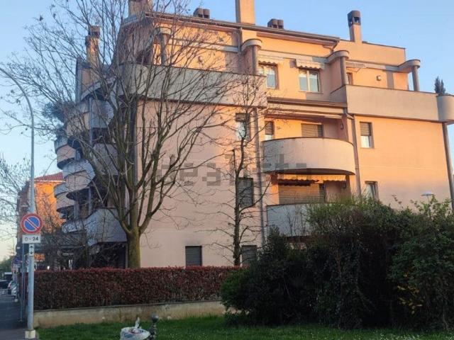 Appartamento in vendita a Parabiago, Lombardia