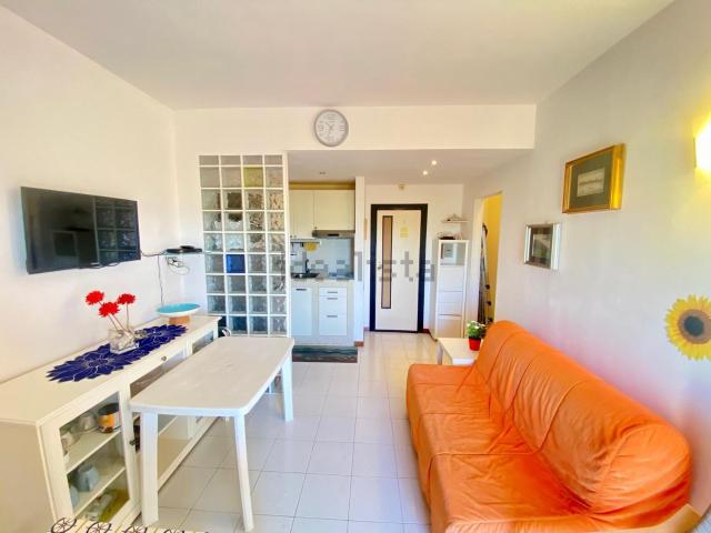 Appartamento in vendita a Marche, Macerata