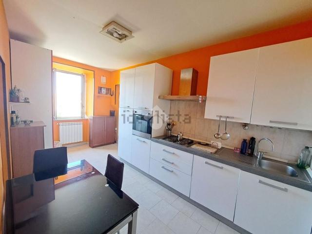 Appartamento in vendita a Fabrica Di Roma, Lazio