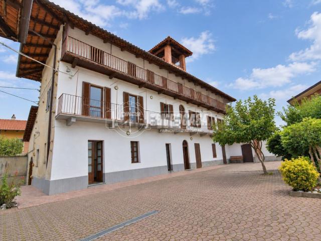 Appartamento in vendita a Grange di Front, Front