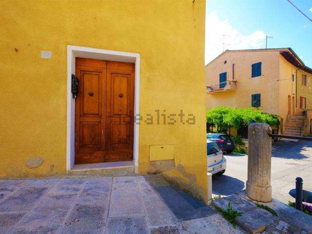 Appartamento in vendita a Asciano, Toscana