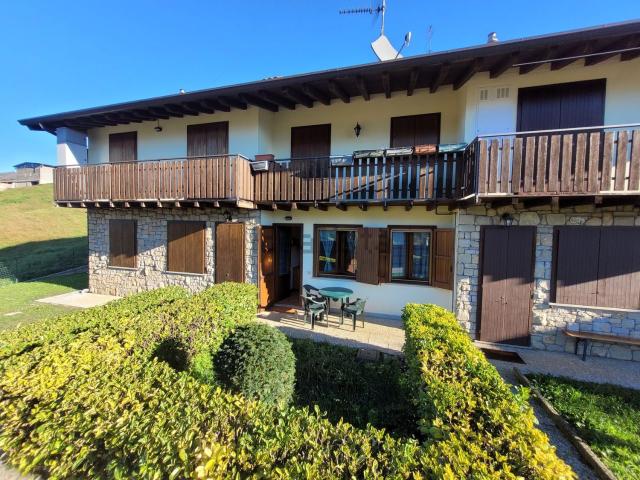 Appartamento in vendita a Cerete, Lombardia