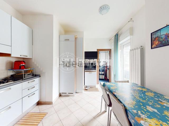 Appartamento in vendita a Centro, Marche