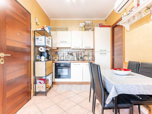 Appartamento in vendita a Stagni di Ostia, Roma Capitale
