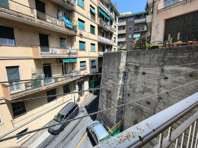 Appartamento in vendita a Centro Est, Serra Riccò