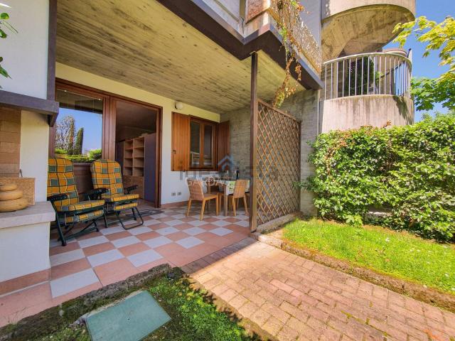 Appartamento in vendita a Desenzano Del Garda, Lombardia