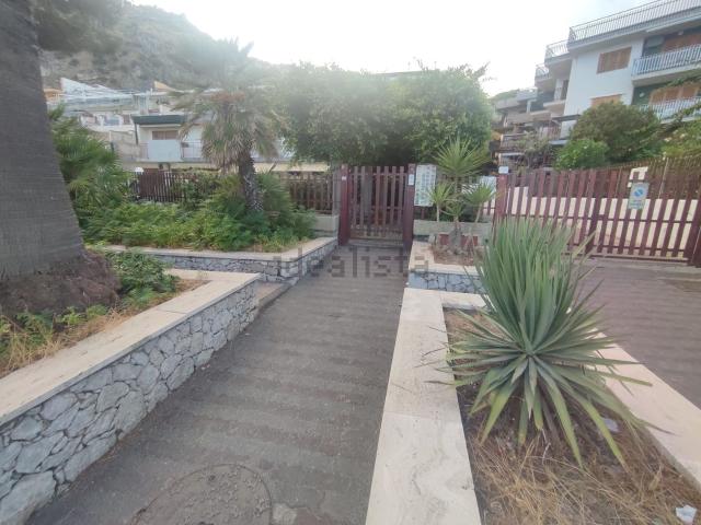 Appartamento in vendita a Sant'Alessio Village, Sant'Alessio Siculo