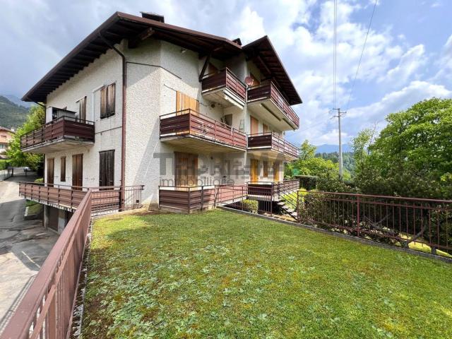 Appartamento in vendita a Castione Della Presolana, Lombardia