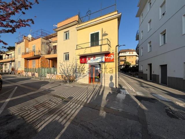 Appartamento in vendita a Fara Sabina, Lazio