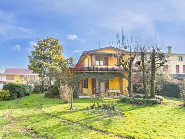 Appartamento in vendita a Borgo San Giacomo, Lombardia