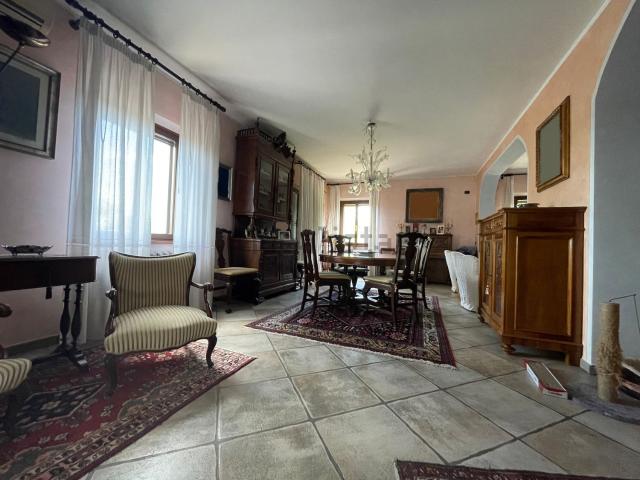 Appartamento in vendita a Modena, Vaciglio