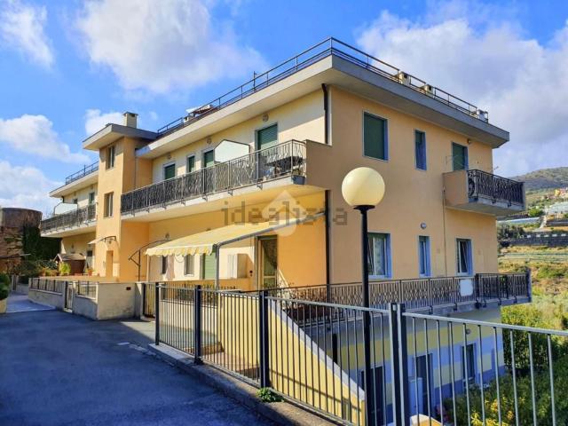Appartamento in vendita a Terzorio, Liguria