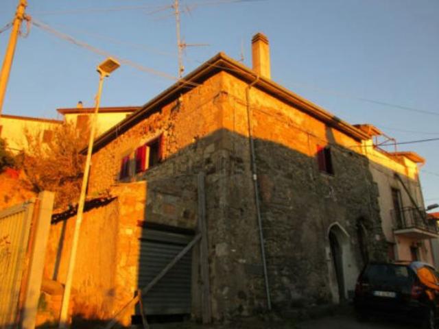 Appartamento in vendita a Cappuccini, Viterbo