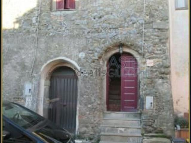 Appartamento in vendita a Cappuccini, Viterbo